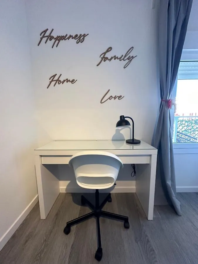 Apt Centrico Con Vistas Y Piscinas Benalmadena