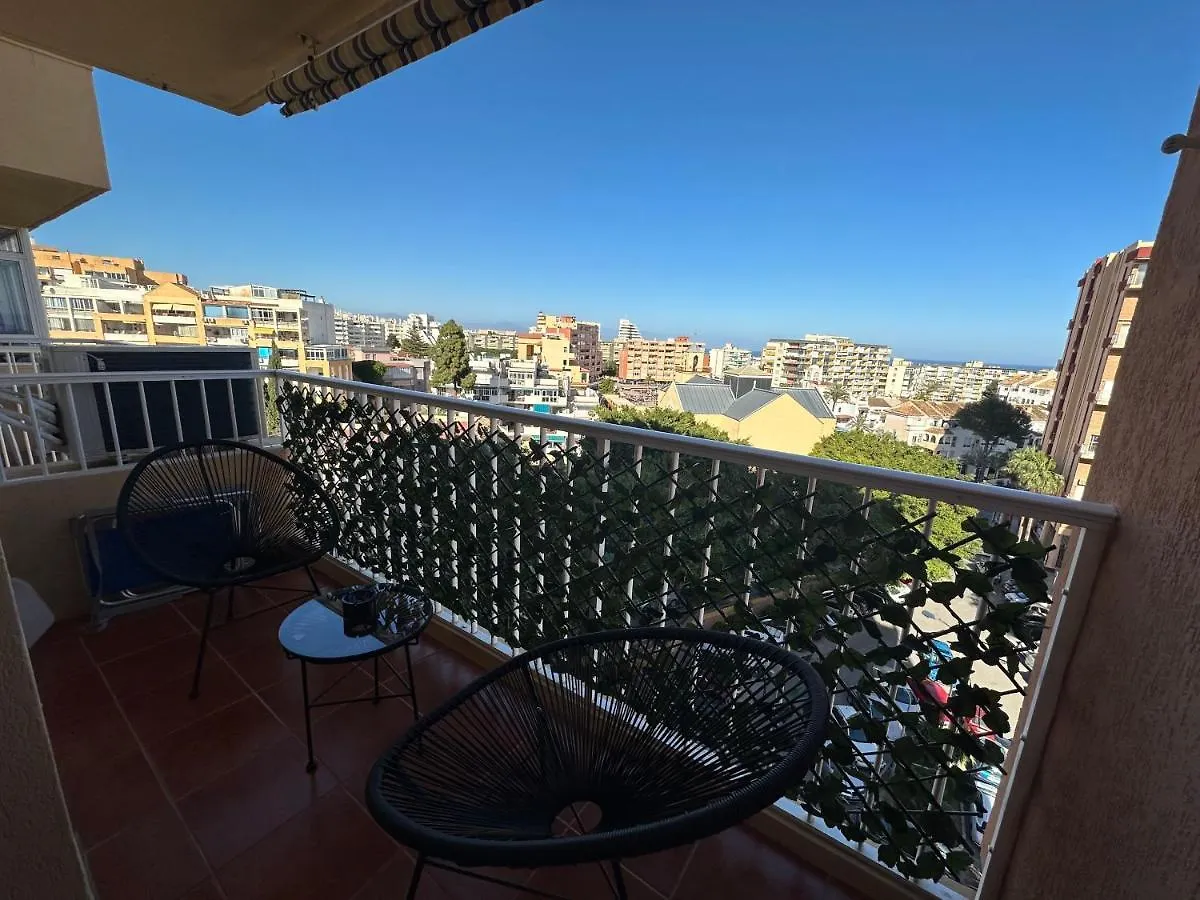 Apt Centrico Con Vistas Y Piscinas Benalmadena