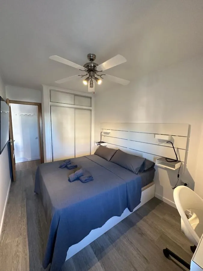 Apt Centrico Con Vistas Y Piscinas Benalmadena 0*,  Spain